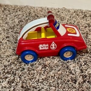 Buddy L Fire Chief Car with Lights and Siren